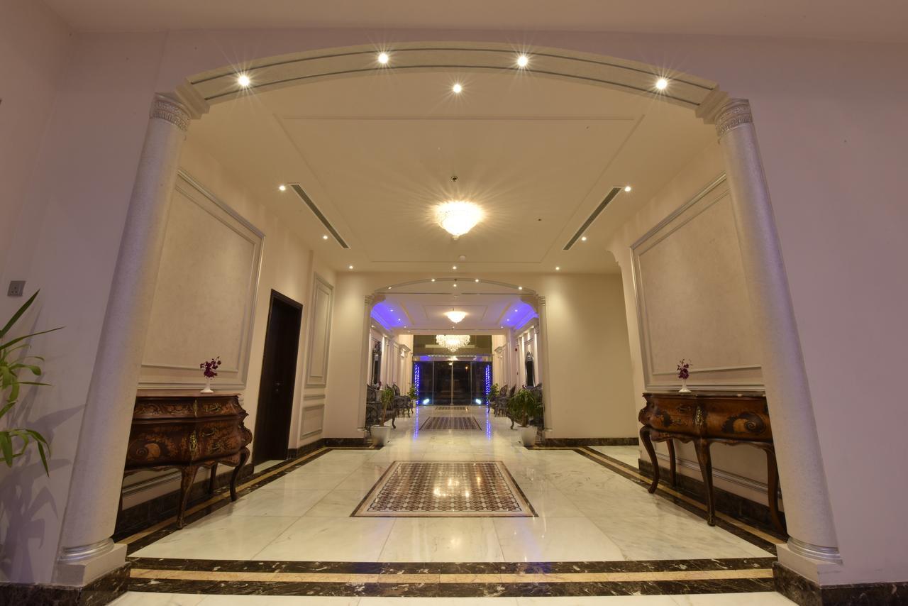 Blue Night Hotel Jeddah Bagian luar foto
