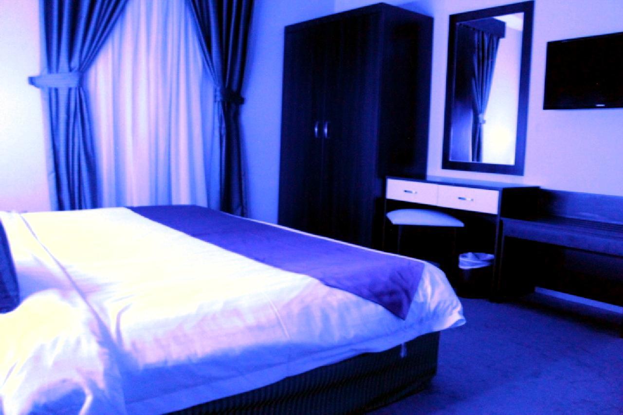Blue Night Hotel Jeddah Bagian luar foto