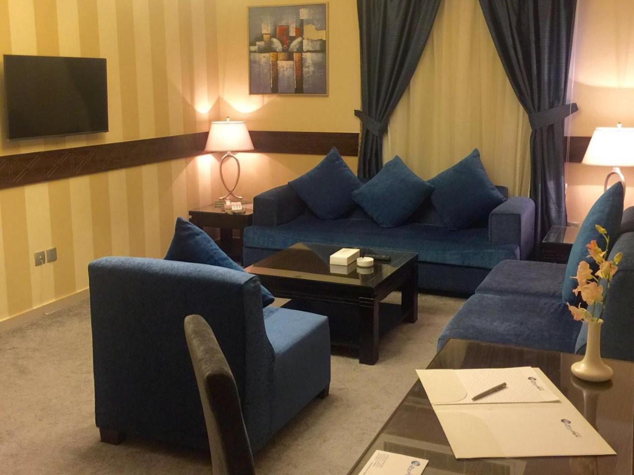 Blue Night Hotel Jeddah Bagian luar foto